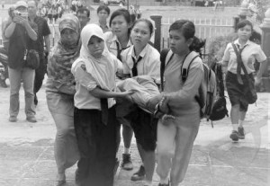 Kesurupan karena faktor apa?